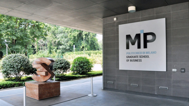 Leggi l'articolo MIP sceglie il public cloud di IBM per migliorare i suoi processi, tutti i dettagli
