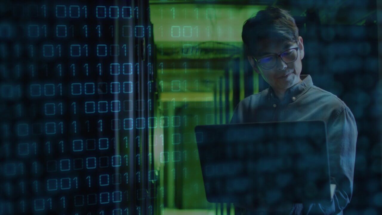 Shutterstock_2530931553