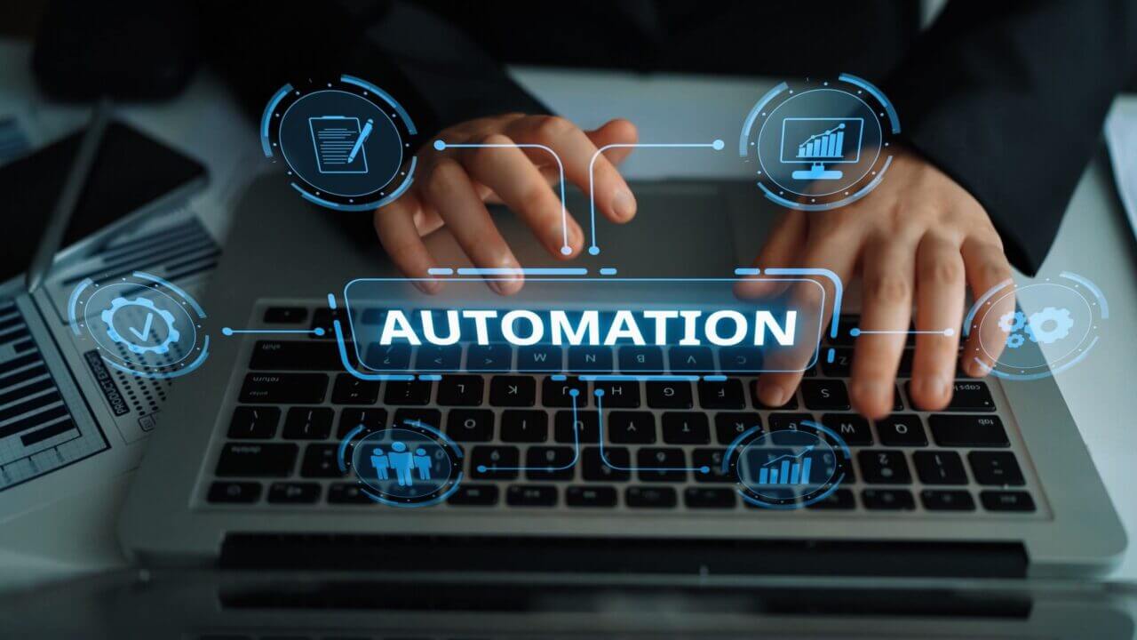 Shutterstock_2716664599