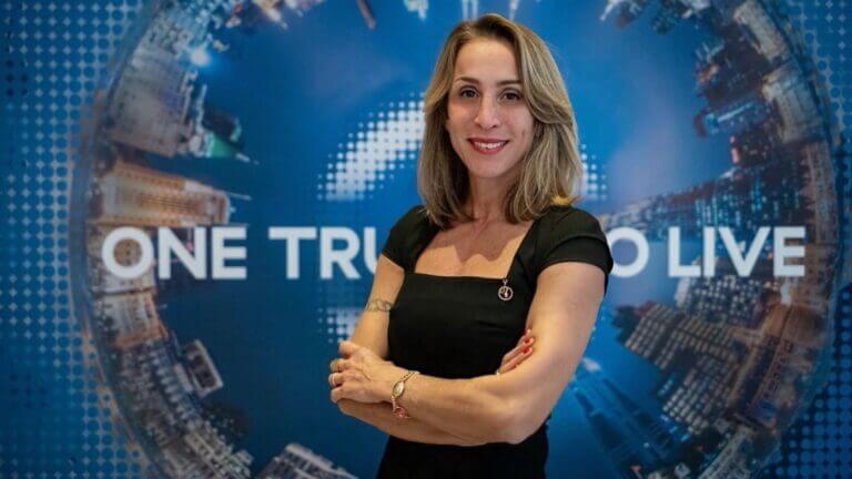 Elena Accardi 1920×1080